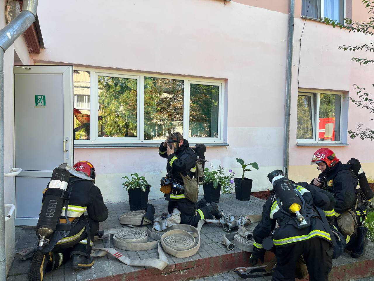 28.08.2026 года в учреждении «Гомельский социальный пансионат «Васильевский» прошли совместные учения с районным отделом по      чрезвычайным ситуациям (МЧС).