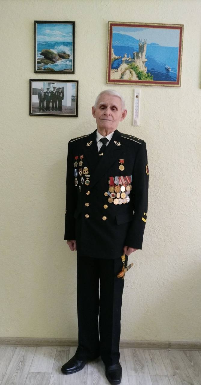Есть в нашем пансионате люди которые всю жизнь отдали  служению Родине и до сих пор являются примером и ориентиром для окружающих.